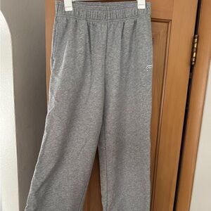 Fabletics Heather Gray Elastic Waist Sweatpants